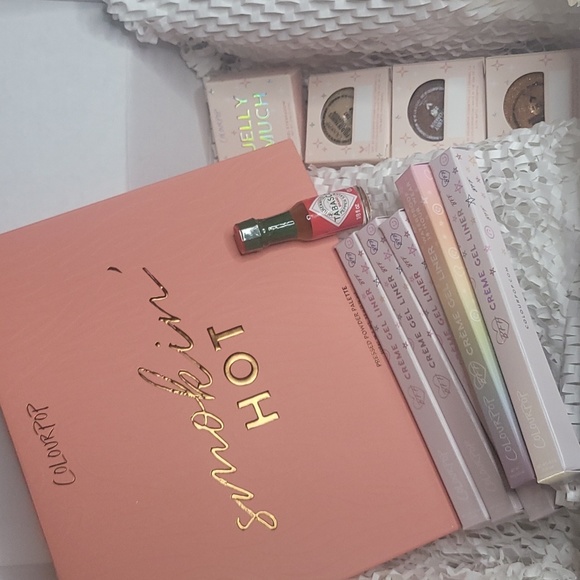 Colourpop Smokin Hot PR Box - Picture 7 of 17